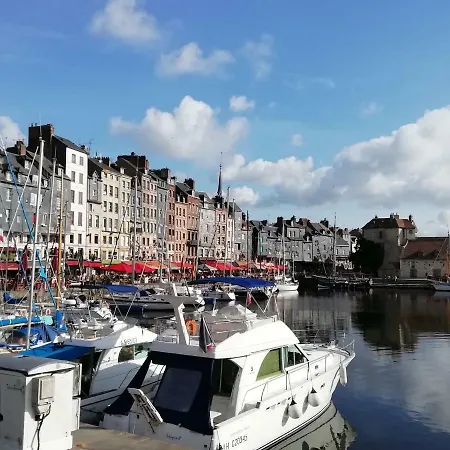 Le Maely, Studio Au Calme, Centre De Honfleur Buitenkant foto